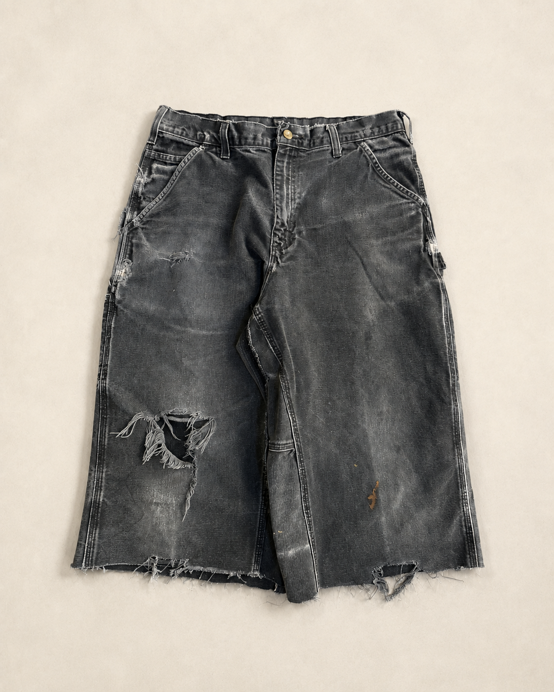 Carpenter Capri Black