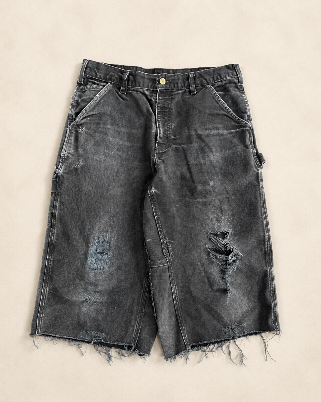 Carpenter Capri Black
