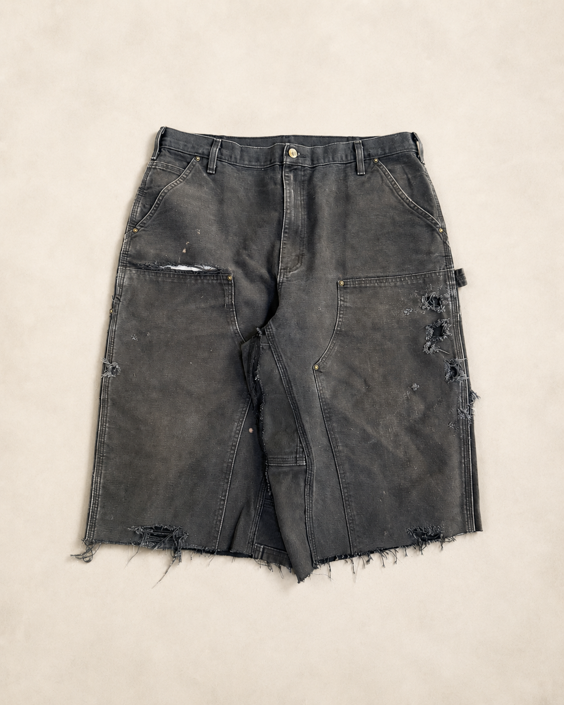 Carpenter capri Black