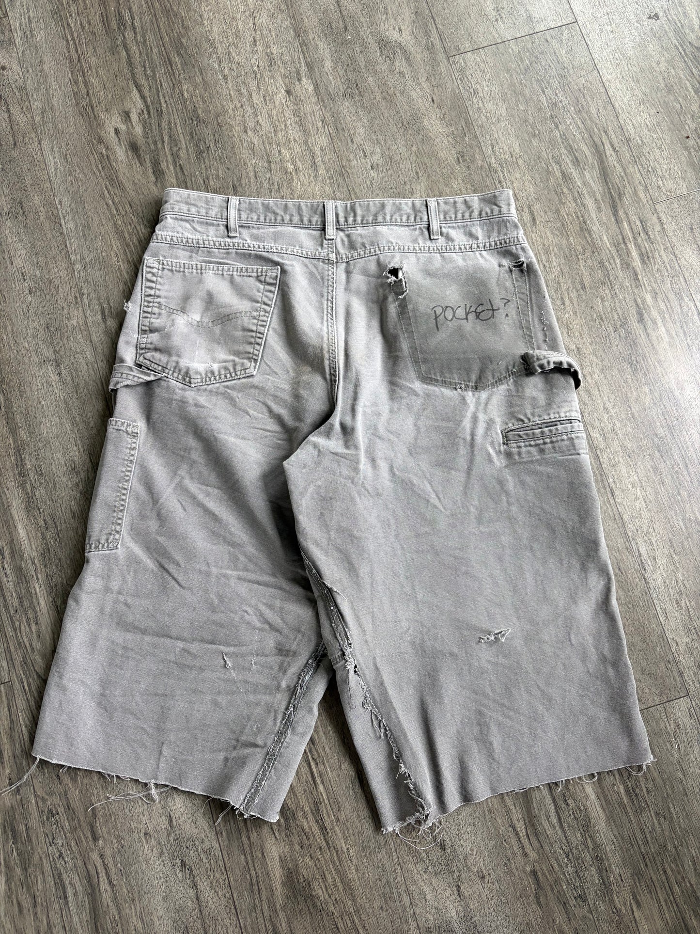 Vintage Grey washed carpenter capri