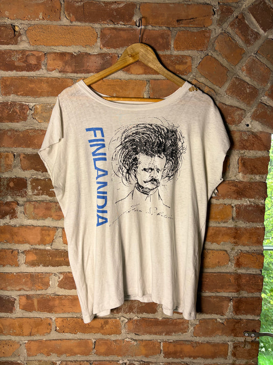 Vintage Finland wide neck tee