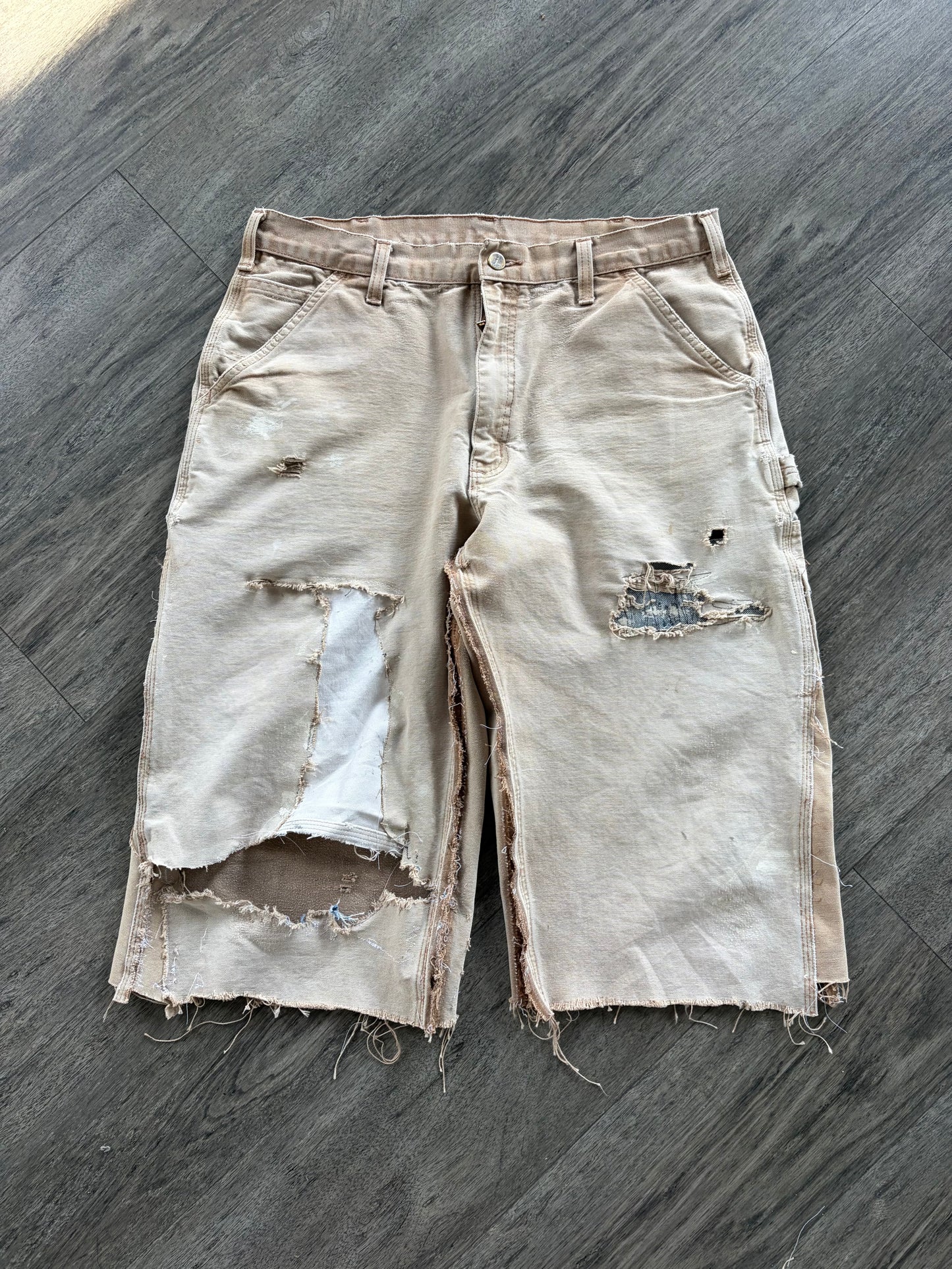 Vintage Tan Light wash relaxed carpenter capri repaired