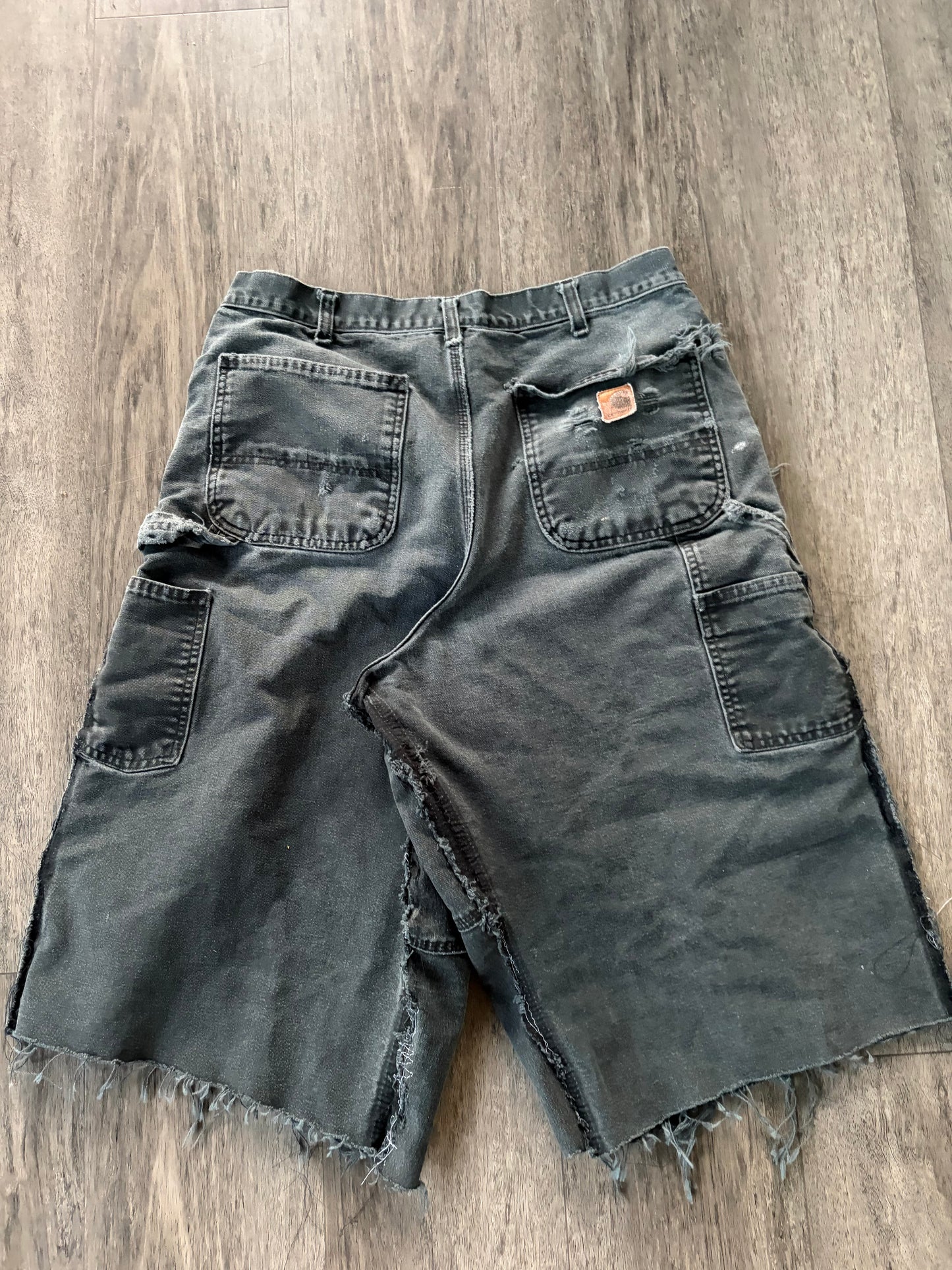 Vintage black washed relaxed carpenter capri