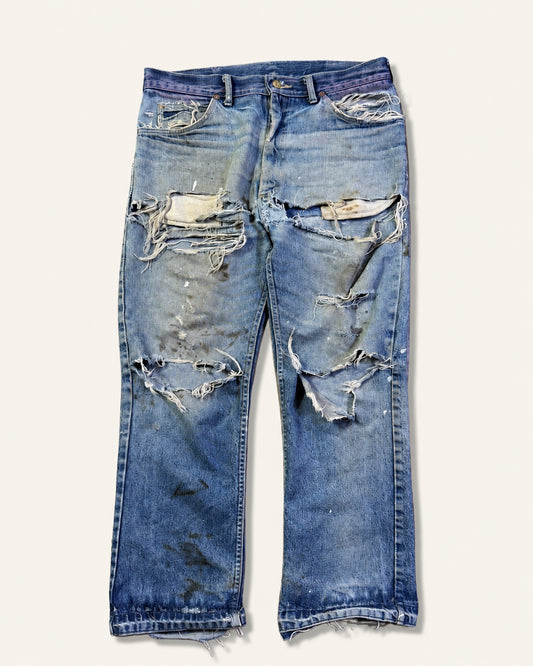 Vintage 1970s Lee straight cut destroyed denim