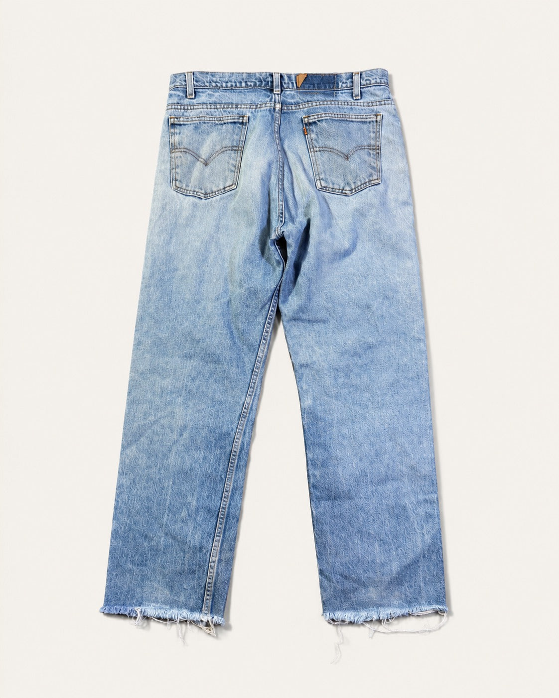 Vintage Levi 501 orange tab light wash